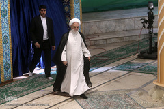 حضور حجت الاسلام والمسلمین غلامحسین محسنی اژه‌ای در نماز جمعه تهران - 17 آبان‌ماه