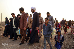 جشن ازدواج زوج جهادگر در میان اهالی محروم کوره پزخانه‌های اسلام آباد نظامی شهرری