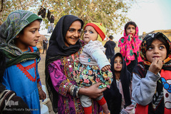 جشن ازدواج زوج جهادگر در میان اهالی محروم کوره پزخانه‌های اسلام آباد نظامی شهرری