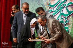 گرامیداشت هفته قرآن، عترت و نماز