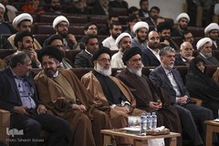 مراسم رونمایی از کتاب «سلونی قبل ان تفقدونی، تحریر نهج‌البلاغه»