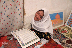 قلم بر لب، نقش زندگی می‌زند/ بیرجند