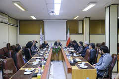 جلسه استاد اسماعیل منصوری لاریجانی