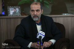 حضور محمدعلی خواجه پیری همراه با جمعی از اعضای جامعه قرآنی در منزل مرحوم استاد ابوالفضل علامی 