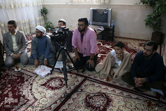 حضور جمعی از جامعه قرآنی در منزل حجت‌الاسلام والمسلمین محمدرضا شهید‌ی‌پور، پیشکسوت قرآنی