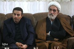 حضور جمعی از جامعه قرآنی در منزل حجت‌الاسلام والمسلمین محمدرضا شهید‌ی‌پور، پیشکسوت قرآنی