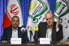 از راست ماجد غماس، نماینده مجلس اعلای عراق و علی الازیر جاوی، نماینده حزب فضیلت عراق