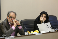 سیماسادات لاری، معاون فرهنگی وزیر بهداشت و سیدحسین موسوی بلده، رئیس شورای عالی قرآن شهرداری تهران در جلسه کمیسیون توسعه فعالیتهای تبلیغ و ترویج قرآن کریم