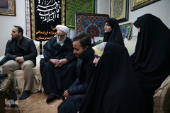 حضور رهبر معظم انقلاب در منزل سردار شهید سپهبد سلیمانی