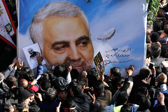 تشییع پیکر مطهر شهید سپهبد سلیمانی در کرمان