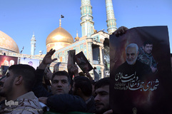 مراسم تشییع شهید سرهنگ پاسدار شهروز مظفری نیا در حرم حضرت معصومه(س)