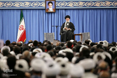 دیدار هزاران تن از مردم قم با رهبر انقلاب