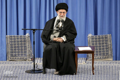 حضرت آیت الله خامنه‌ای، رهبر معظم انقلاب اسلامی