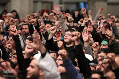 دیدار هزاران تن از مردم قم با رهبر انقلاب