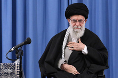 حضرت آیت الله خامنه‌ای، رهبر معظم انقلاب اسلامی