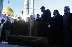 مراسم تشییع پیکر مرحوم آیت الله رسولی محلاتی در شهر مقدس قم