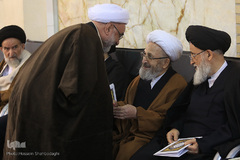 مجلس ترحیم آیت‌الله رسولی محلاتی در شبستان امام خمینی(ره) حرم حضرت معصومه(س)