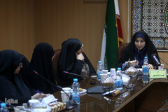 فهیمه شاداب‌مهر، حافظ کل قرآن کریم و پژوهشگر حوزه کودک