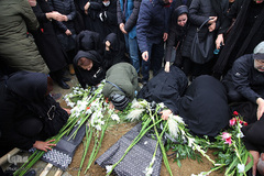 مراسم تشییع پیکرهای مطهر شهدای سقوط هواپیمای اوکراینی در همدان و اصفهان