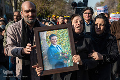 مراسم تشییع پیکرهای مطهر شهدای سقوط هواپیمای اوکراینی در همدان و اصفهان