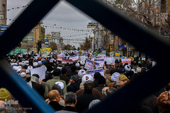 راهپیمایی مردم قم در حمایت از اقتدار نظام اسلامی وسپاه پاسداران