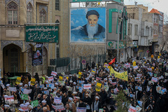 راهپیمایی مردم قم در حمایت از اقتدار نظام اسلامی وسپاه پاسداران