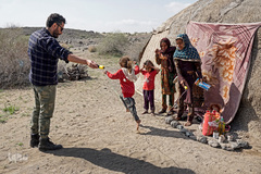 ارائه خدمات پزشکی و مشاوره به سیل زدگان سیستان و بلوچستان