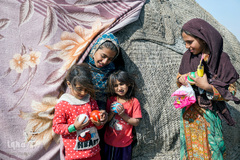 ارائه خدمات پزشکی و مشاوره به سیل زدگان سیستان و بلوچستان