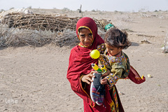 ارائه خدمات پزشکی و مشاوره به سیل زدگان سیستان و بلوچستان