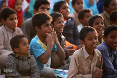 «پیک امید »در مناطق سیل‌زده سیستان و بلوچستان