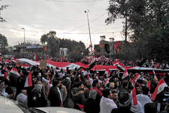 خروش میلیونی عراقی ها برای خروج تروریست های آمریکایی‌