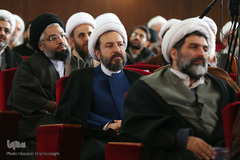 مراسم اختتامیه همایش کتاب سال حوزه در قم