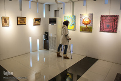 نمایشگاه گروهی آثار هنرهای تجسمی و صنایع دستی هنرمندان توان‌یاب «جلوه‌های هنر»در گالری مهر هنر 