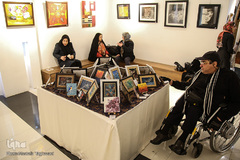 نمایشگاه گروهی آثار هنرهای تجسمی و صنایع دستی هنرمندان توان‌یاب «جلوه‌های هنر»در گالری مهر هنر 