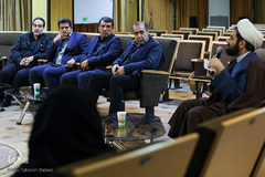 نشست نوع‌دوستی و هم‌زیستی مسالمت‌آمیز در احکام فقه و حقوق