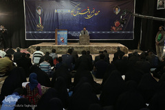 محفل انس با قرآن کاروان قرآنی انقلاب بر سر مزار سپهبد شهید قاسم سلیمانی