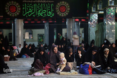 محفل انس با قرآن کاروان قرآنی انقلاب بر سر مزار سپهبد شهید قاسم سلیمانی