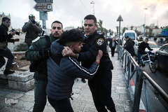 درگیری میان شهروندان فلسطینی و نظامیان صهیونیست