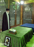 حضور رهبر انقلاب در مرقد مطهر امام خمینی(ره) و گلزار شهدا