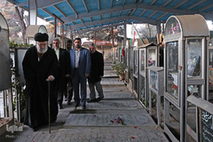 حضور رهبر انقلاب در مرقد مطهر امام خمینی(ره) و گلزار شهدا