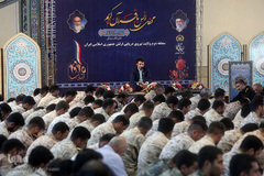 محفل انس با قرآن کاروان قرآنی انقلاب در شهرستان جاسک