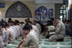 محفل انس با قرآن کاروان قرآنی انقلاب در شهرستان جاسک