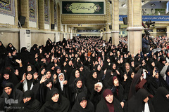 دیدار هزاران نفر از اقشار مختلف مردم با رهبر انقلاب