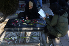 مراسم عطرافشانی و گلباران مزار مطهر شهدای بهشت زهرا(س) تهران