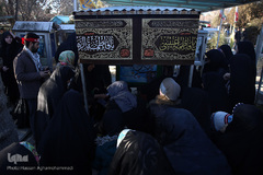 مراسم عطرافشانی و گلباران مزار مطهر شهدای بهشت زهرا(س) تهران