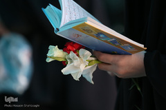 مراسم گلباران و عطرافشانی مزار مطهر شهدا در قم