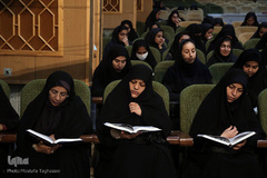 محفل انس با قرآن کاروان قرآنی انقلاب در دانشگاه دریانوردی وعلوم دریایی چابهار