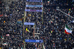 حماسه یوم الله ۲۲ بهمن از نمای برج آزادی