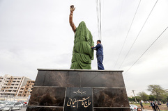 رونمایی از تندیس سردار سلیمانی در اهواز