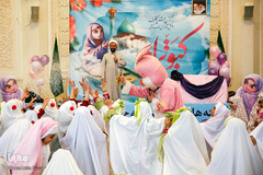 جشن تكلیف دانش‌آموزان شیرازی در حرم شاهچراغ(ع)